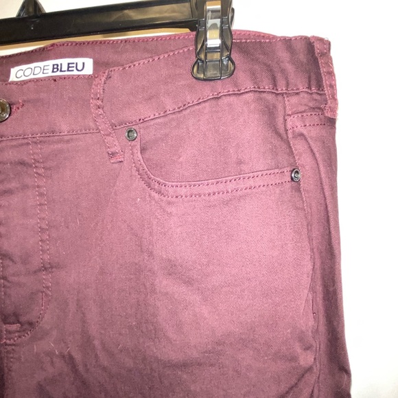 ✨HOST PICK✨Maroon Code Bleu Size 16 Jeans✨ - Picture 9 of 14